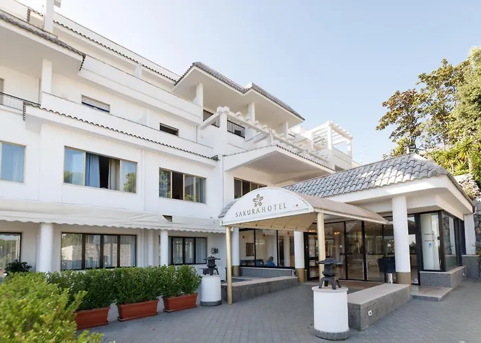 SakuraAlbergo